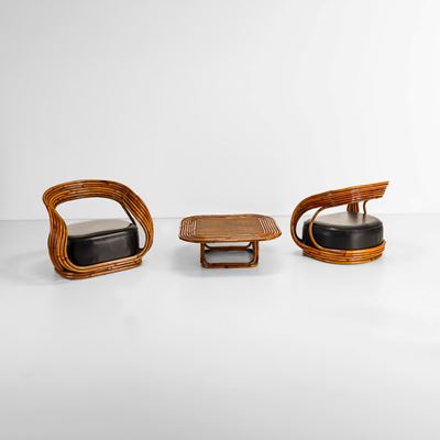 Set di tavolo basso e due poltrone mod. Eva, struttura in canna d'India con rivestimenti in pelle
