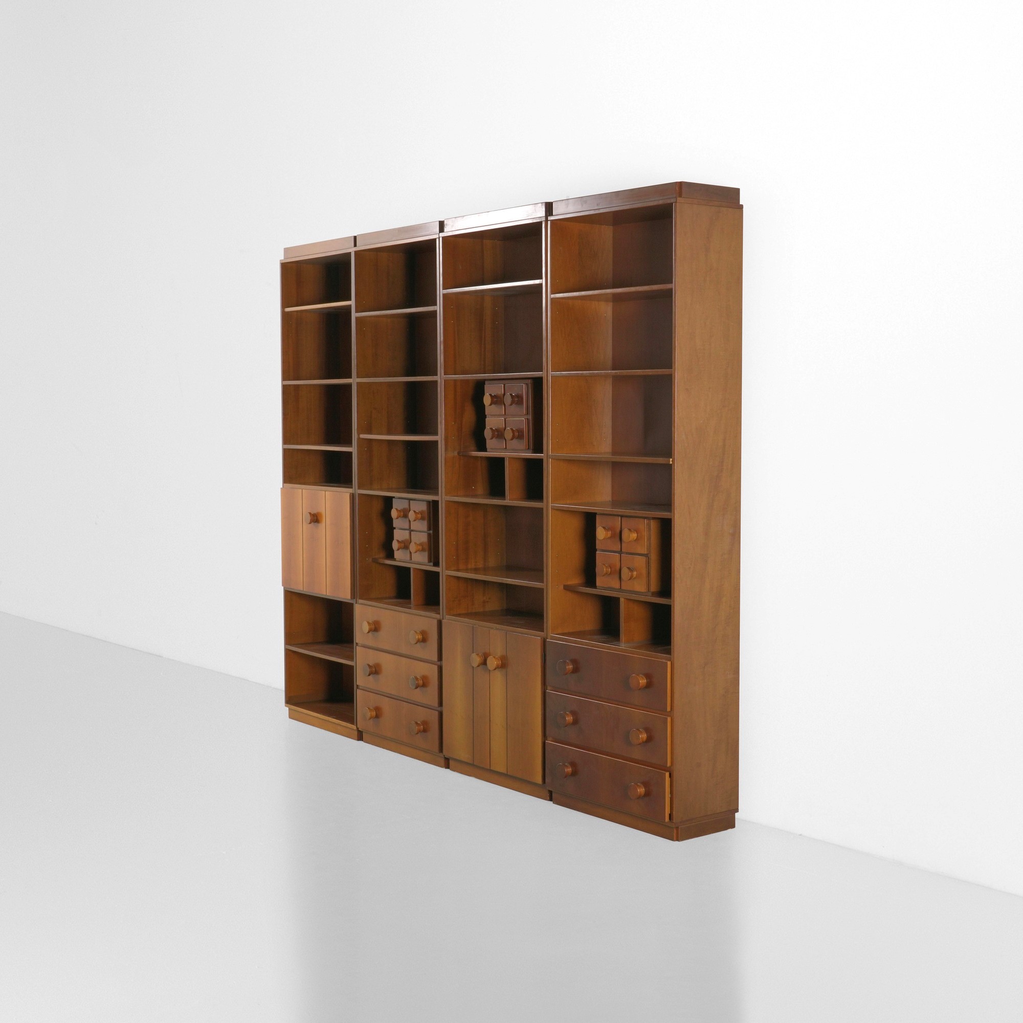 Bernini - Libreria in legno con struttura e cassetti