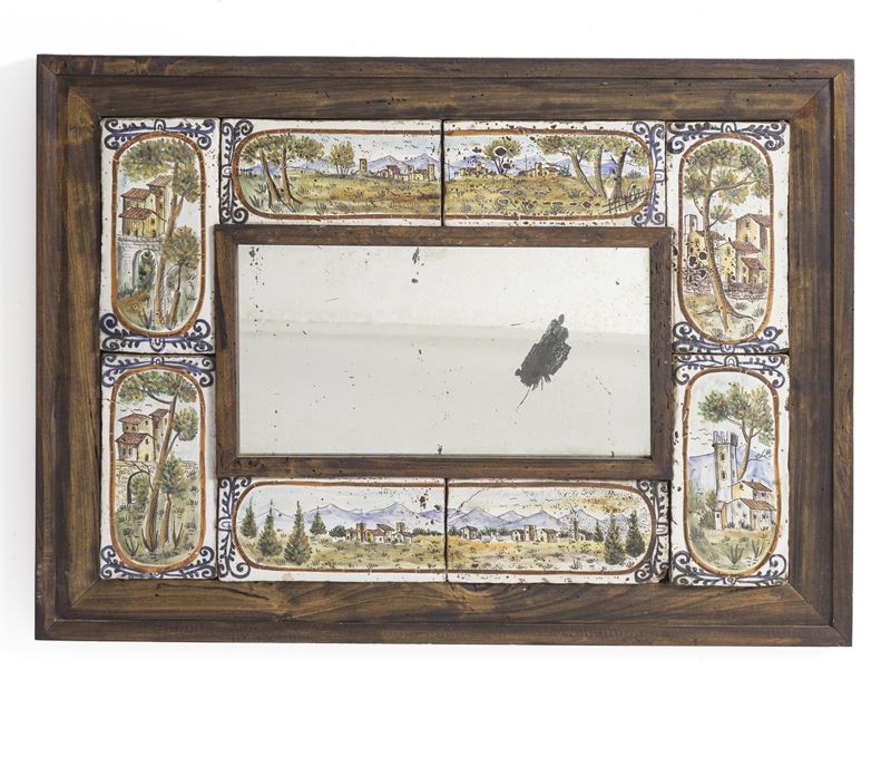 Specchiera in legno con piastrelle in maiolica. XX secolo  - Asta Antiquariato - Cambi Casa d'Aste