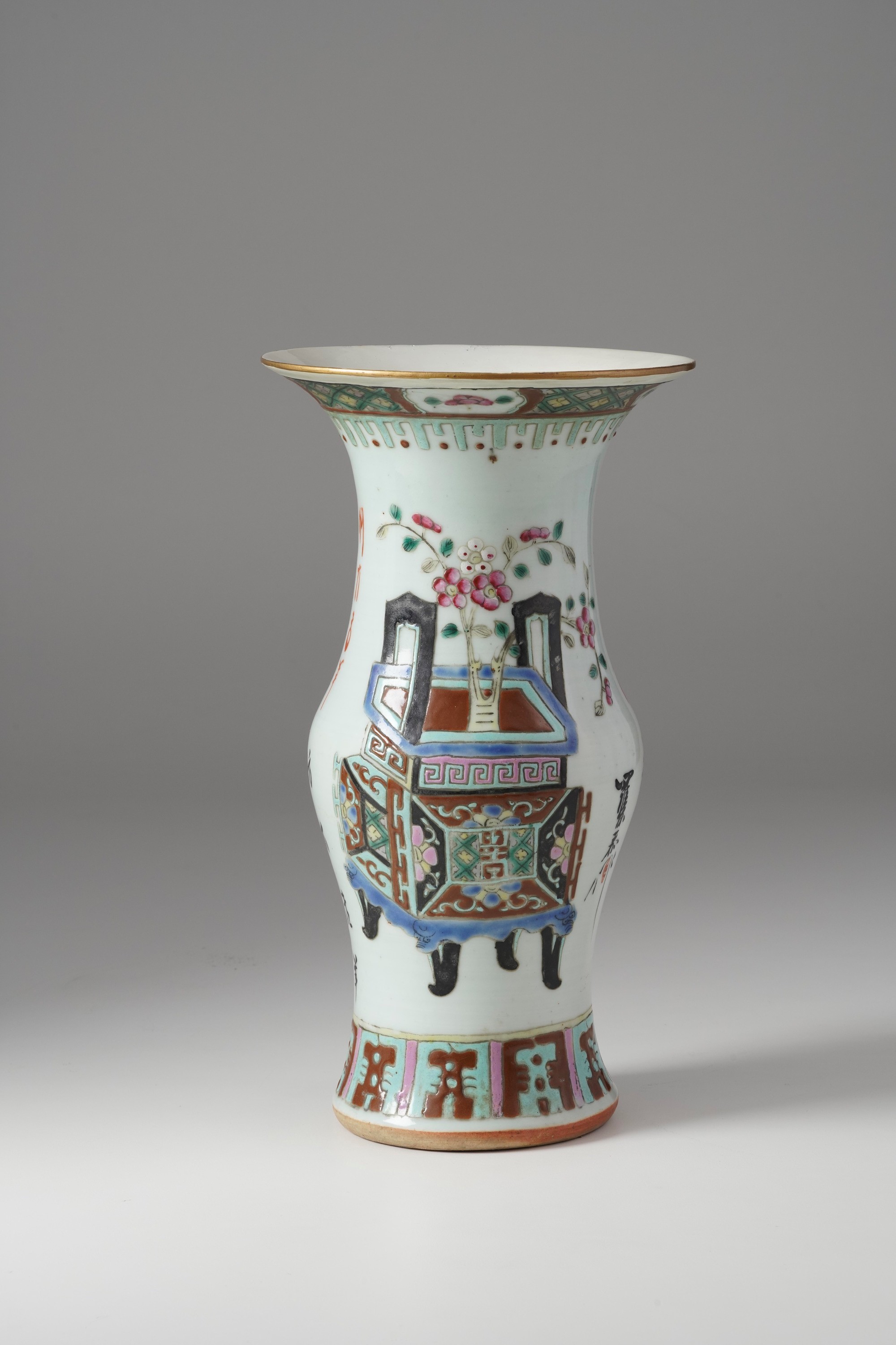 Vaso in porcellana, Cina, XX secolo
