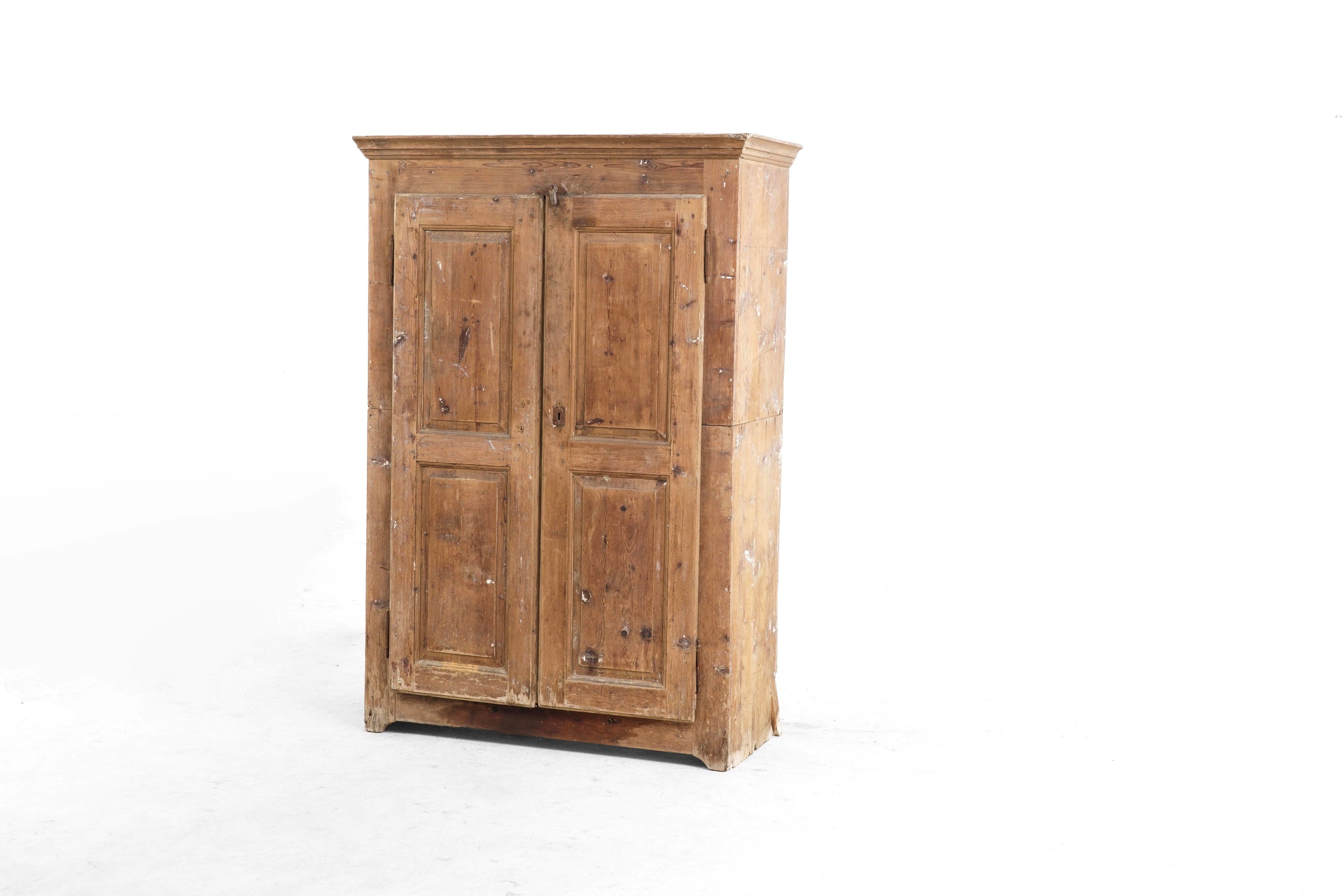 Armadio a Due Ante in Legno Dolce
