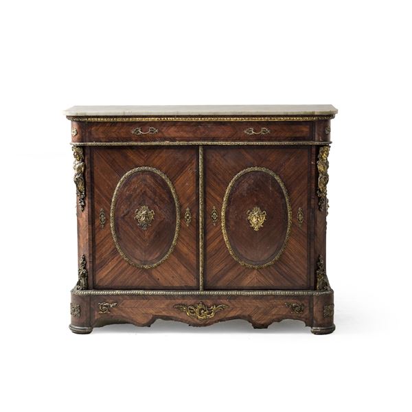 Credenza Napoleone III a due ante. XIX secolo