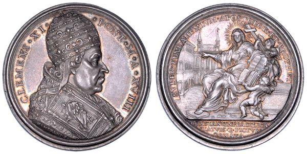STATO PONTIFICIO. CLEMENTE XI (Giovanni Francesco Albani), 1700-1721. Medaglia annuale in argento anno XVIII (1718). Decorazione interna della basilica di San Giovanni in Laterano.
