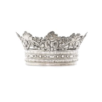 Corona, Argento sbalzato, Genova, XIX secolo (punzone mauriziano)