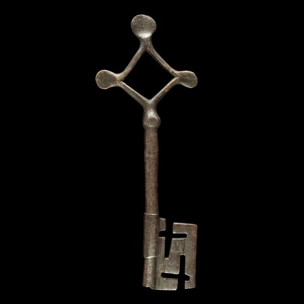 Chiave gotica in ferro forgiato. Tirolo, XIV secolo