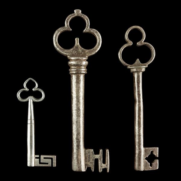 Tre chiavi tardogotiche in ferro forgiato. Germania, XV secolo