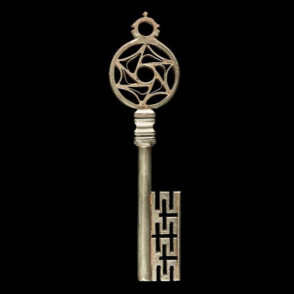 Chiave tardogotica francese in ferro forgiato