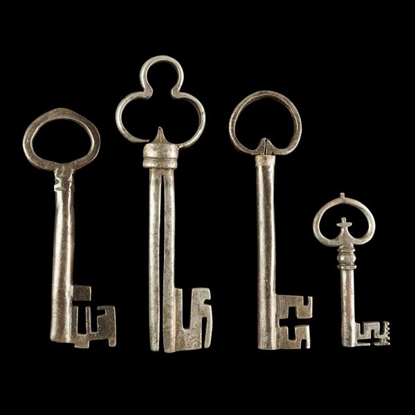 Quattro chiavi in ferro forgiato. Germania, XV secolo