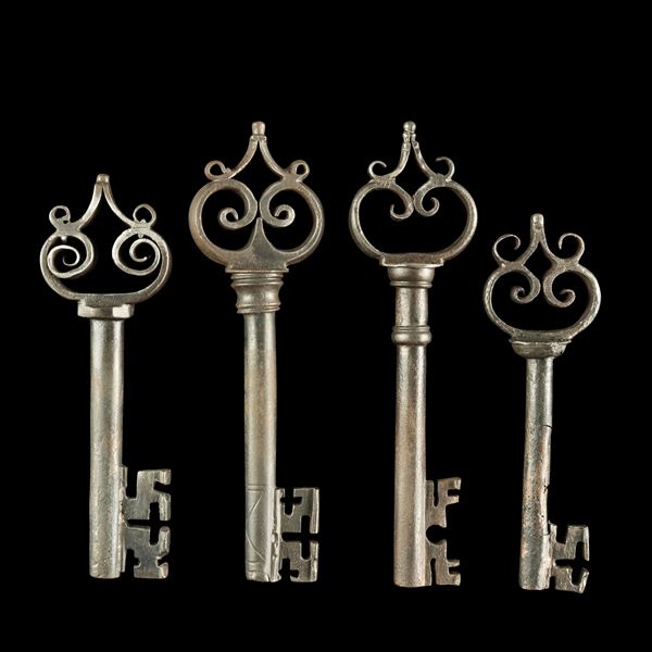 Quattro chiavi rinascimentali in ferro forgiato. Alto Adige, XVI secolo