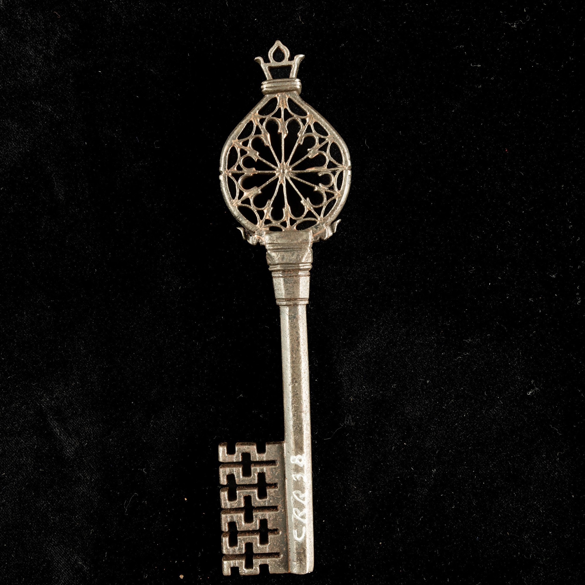 Chiave rinascimentale veneziana, ferro forgiato, altezza cm 18