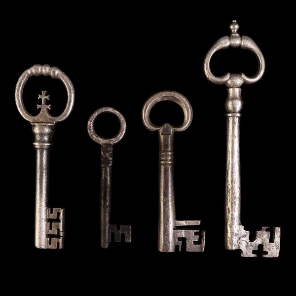 Quattro chiavi in ferro forgiato. Germania, XVII secolo