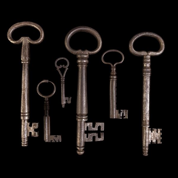 Insieme di sei chiavi in ferro forgiato. Italia settentrionale, XVIII secolo