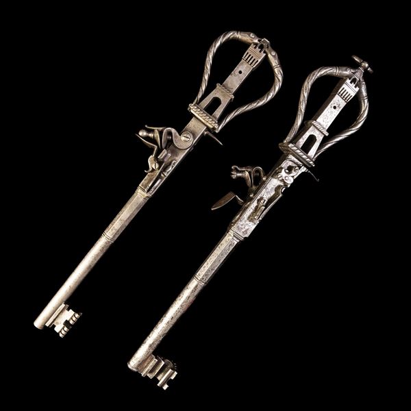 Due chiavi a pistola in ferro forgiato. Emilia, XVIII secolo