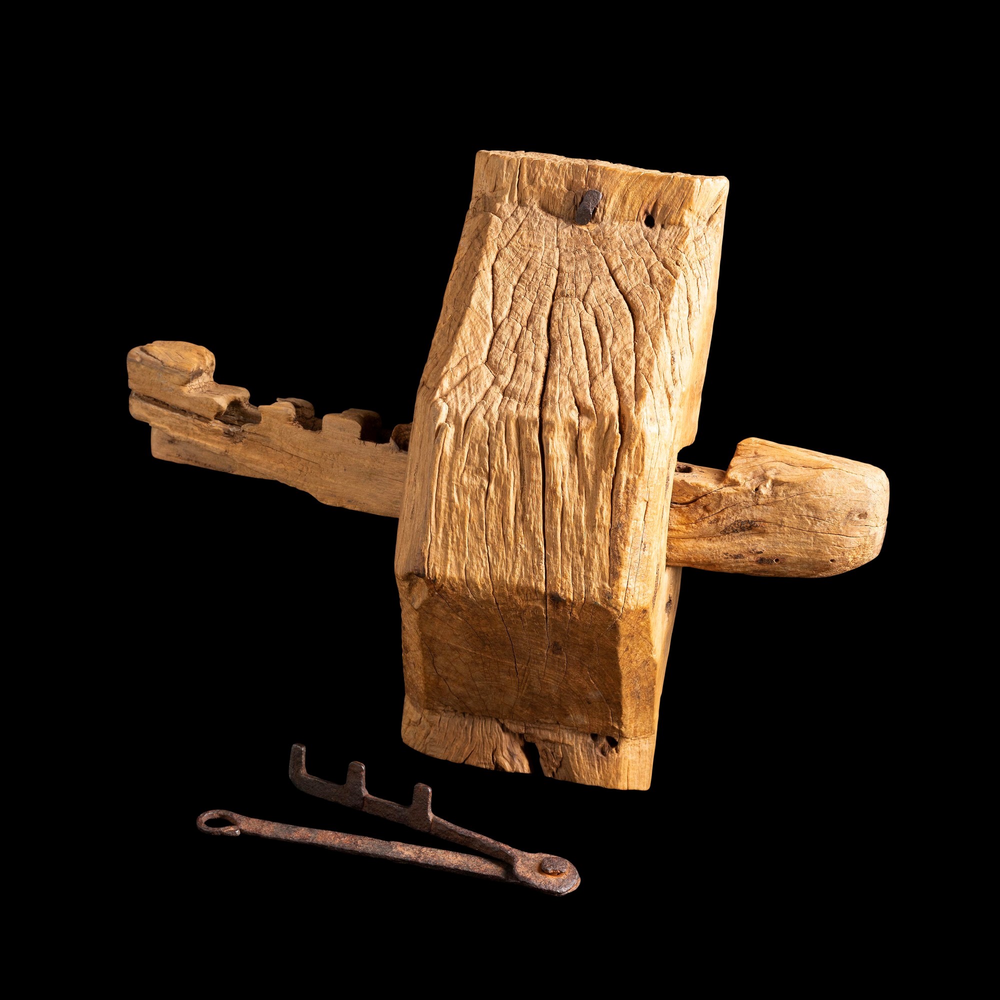 Insieme di cinque serrature in legno, XVIII-XX secolo
