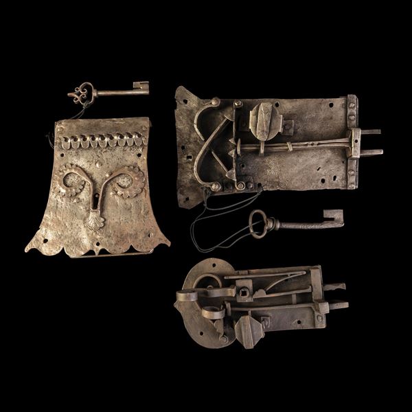 Tre serrature gotiche in ferro. Germania, XVI secolo