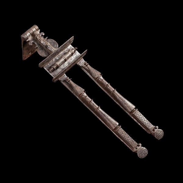 Boncinello doppio in ferro per grande serratura. Spagna, XVI-XVII secolo