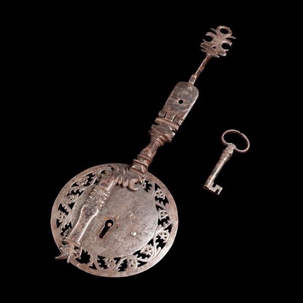 Serratura "a boncinello" in ferro ispano moresca, XVI-XVII secolo