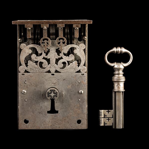 Importante serratura in ferro. Francia, XVII secolo
