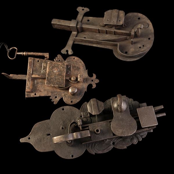 Tre serrature in ferro battuto. Germania meridionale, XVIII secolo