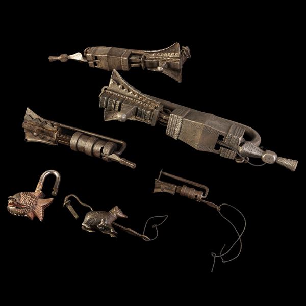 Sei lucchetti in ferro. India e Nepal, XVII-XX secolo