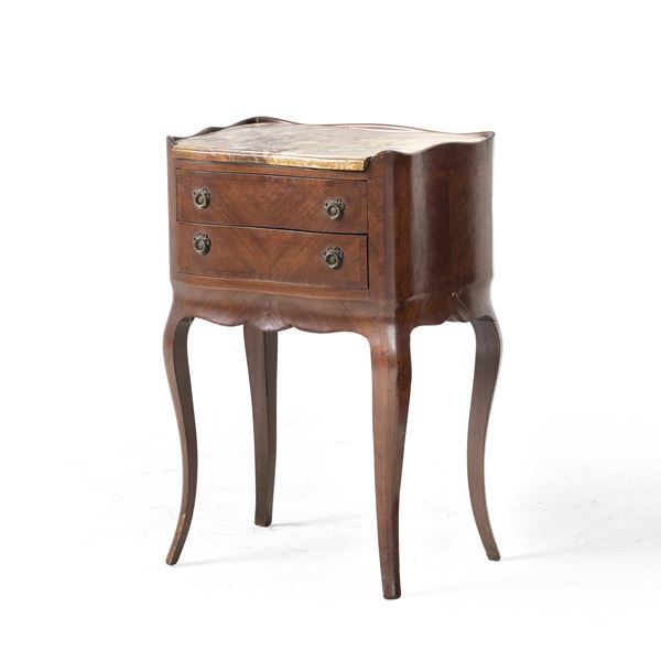 Comodino da centro lastronato in stile Luigi XV. XX secolo