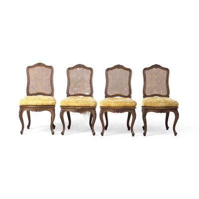 Set di quattro sedie in stile Settecento, in cannetè
