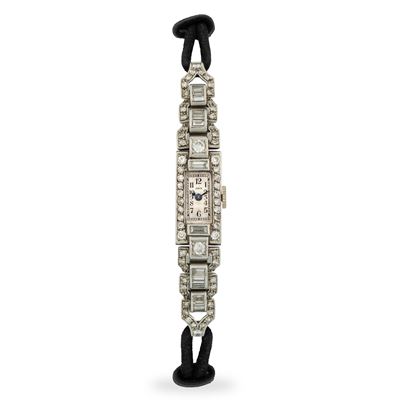 Cocktail Watch in platino e diamanti, cassa decorata (circa 1920)