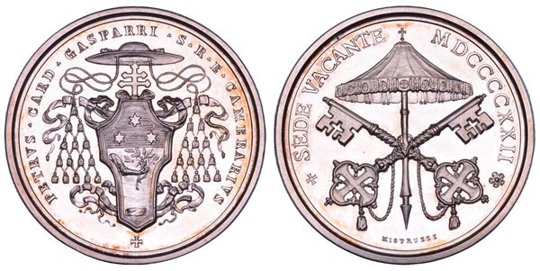 ROMA. SEDE VACANTE 1922. Medaglia in argento emessa dal Cardinale Camerlengo Pietro Gasparri.