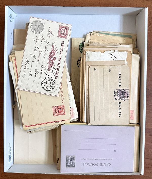MONDIALI INTERI POSTALI 1890/19040 - Alcune centinaia di interi postali del periodo, per lo più usati, in una scatola, con interessanti presenze. Divertente, merita esame.