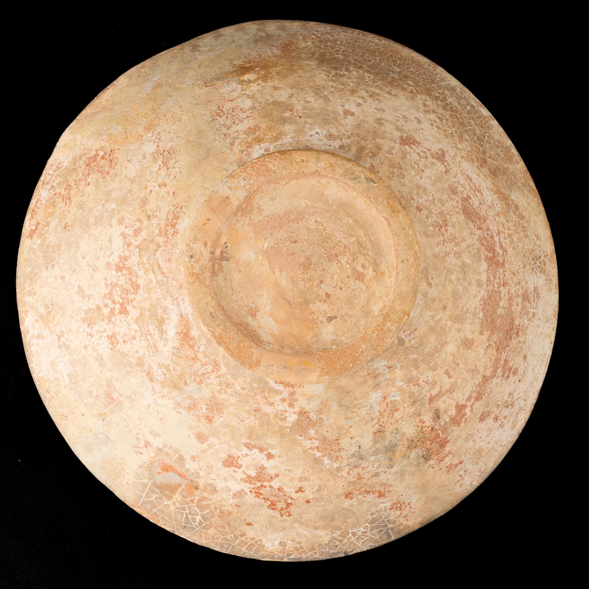 Ciotola in terracotta persiana, decori policromi con dignitario,  XV secolo