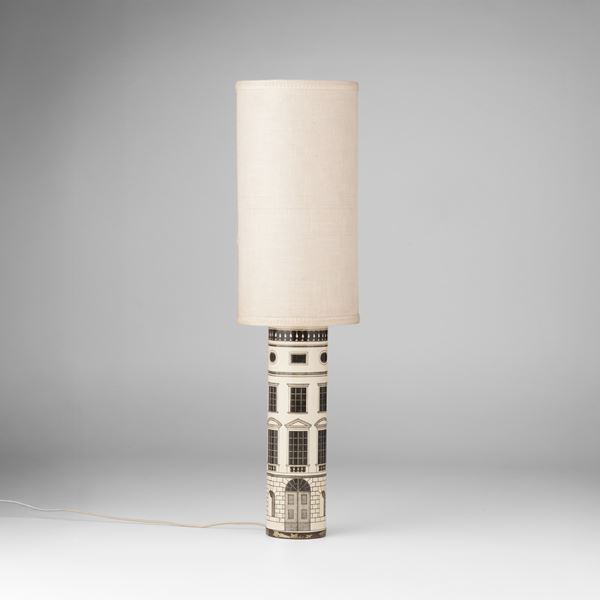Lampada da tavolo mod. Architettura
