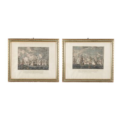 Coppia di stampe raffiguranti battaglie navali, cornice dorata