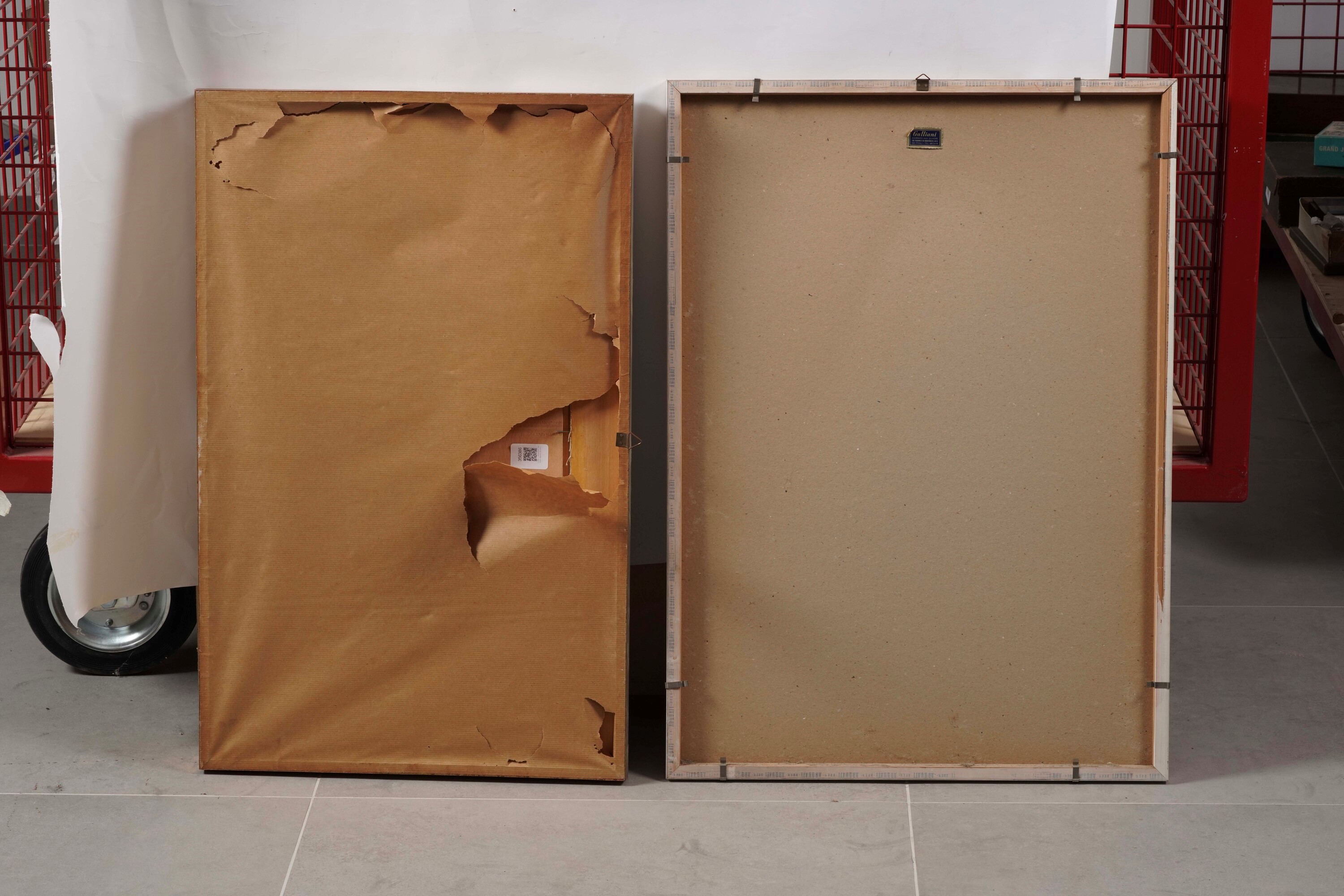 Lotto di due dipinti, cm 70 x 45 e cm 68 x 48,5