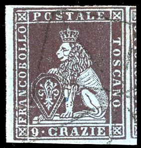 1851 - 9 crazie viola bruno scurissimo su azzurro (8a), riga di riquadro verticale, minima ma completa, nel margine di foglio a sinistra, perfetto, usato con leggero bollo muto a ragno. Raybaudi, Ferrario.