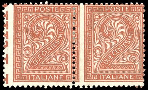 1866 - 2 cent. De La Rue, tiratura di Torino, coppia orizzontale con dentellatura verticale fortemente spostata a sinistra, il primo esemplare con le diciture marginali parzialmente all'interno del francobollo (T15gba,T15gbb), gomma originale, il primo esemplare con lieve piega. Varietà non catalogata allo stato di nuovo, insieme unico. Cert. Ferrario.