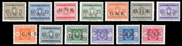 SEGNATASSE 1943/44 - Soprastampati G.N.R., serie completa nei tipi più comuni di Brescia o Verona (S.2308/I), nuovi, gomma originale integra, perfetti. Alti valori firmati G.Oliva, cert. Ferrario per gli alti valori.