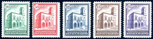 1932 - Palazzetto della Posta, serie completa (159/163), gomma originale integra, perfetti, ottima qualità. Cert. Colla per gli alti valori.