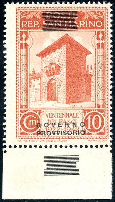1943 - 10 cent. soprastampa "Governo Provvisorio" di tipo diverso fortemente spostata in basso e sbarrette ripetute anche sul bordo inferiore di foglio (267Aha), gomma originale integra, perfetta. Bello e raro. Cert. E.Diena.