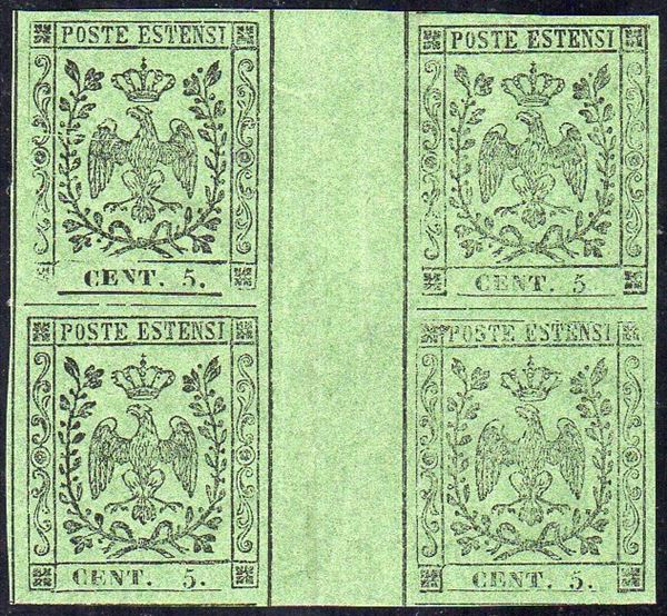 1855 - 5 cent. verde oliva, blocco di quattro con interspazio verticale (8), gomma originale integra, perfetto. Bello e raro. Cert. Diena.