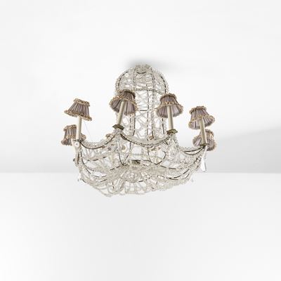 Lampadario a cesto, otto luci, decorazione a perlinatura e gocce, XX secolo