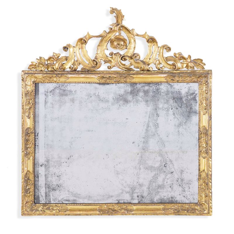 Specchiera con cornice in legno intagliato e dorato. XVIII secolo  - Asta Dimore Italiane - Cambi Casa d'Aste