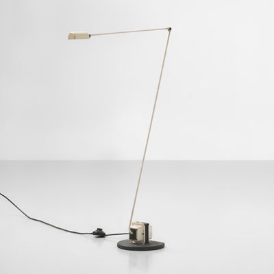 Lampada da terra orientabile mod. Daphine, metallo e ghisa, Italia, circa 1970