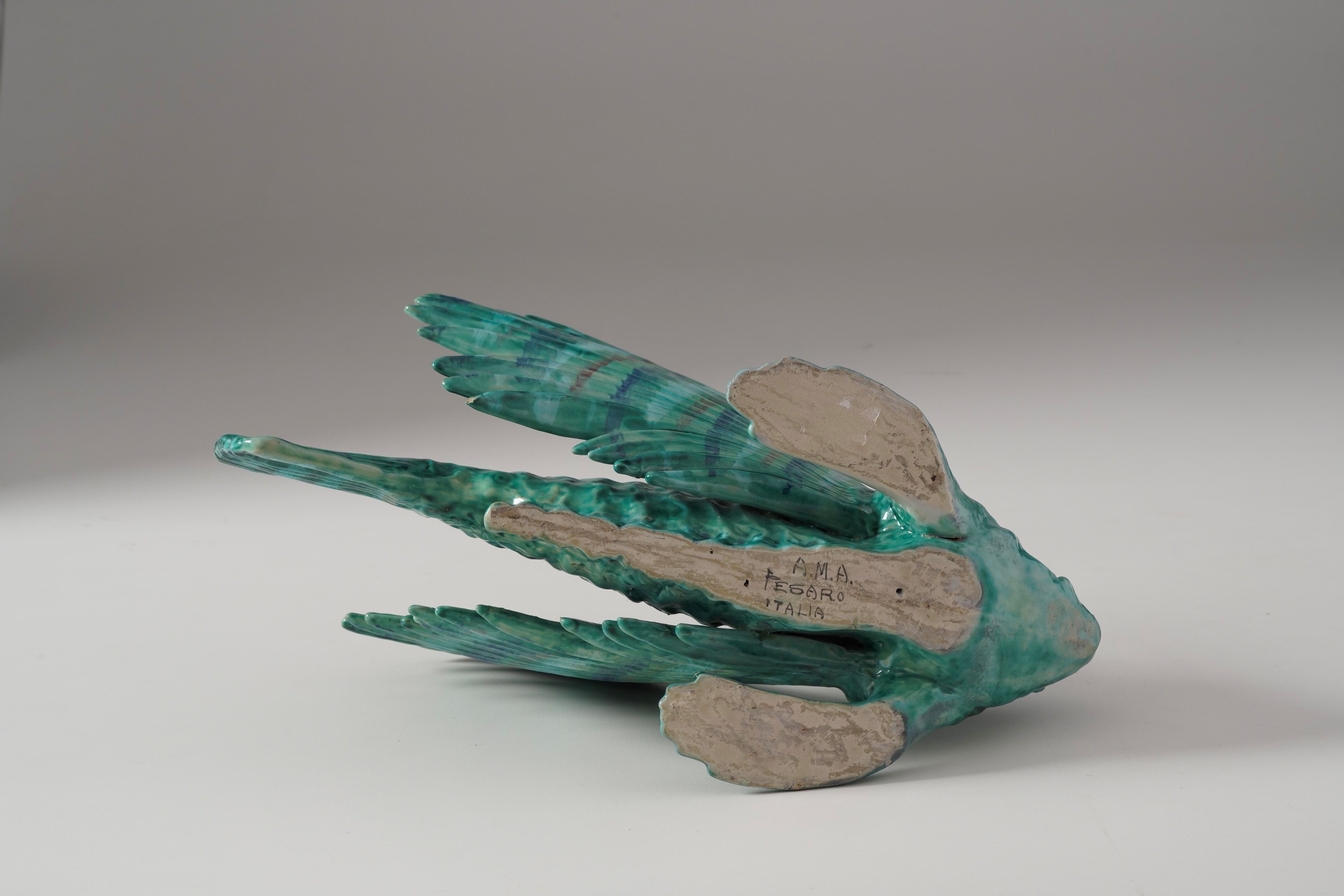 Maiolica A.M.A., Figura di pesce