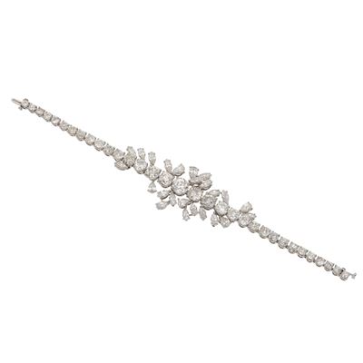 Cusi. Bracciale con Diamanti di Vecchio Taglio, Rotondi, Diamanti Taglio Goccia e Diamanti Taglio...
