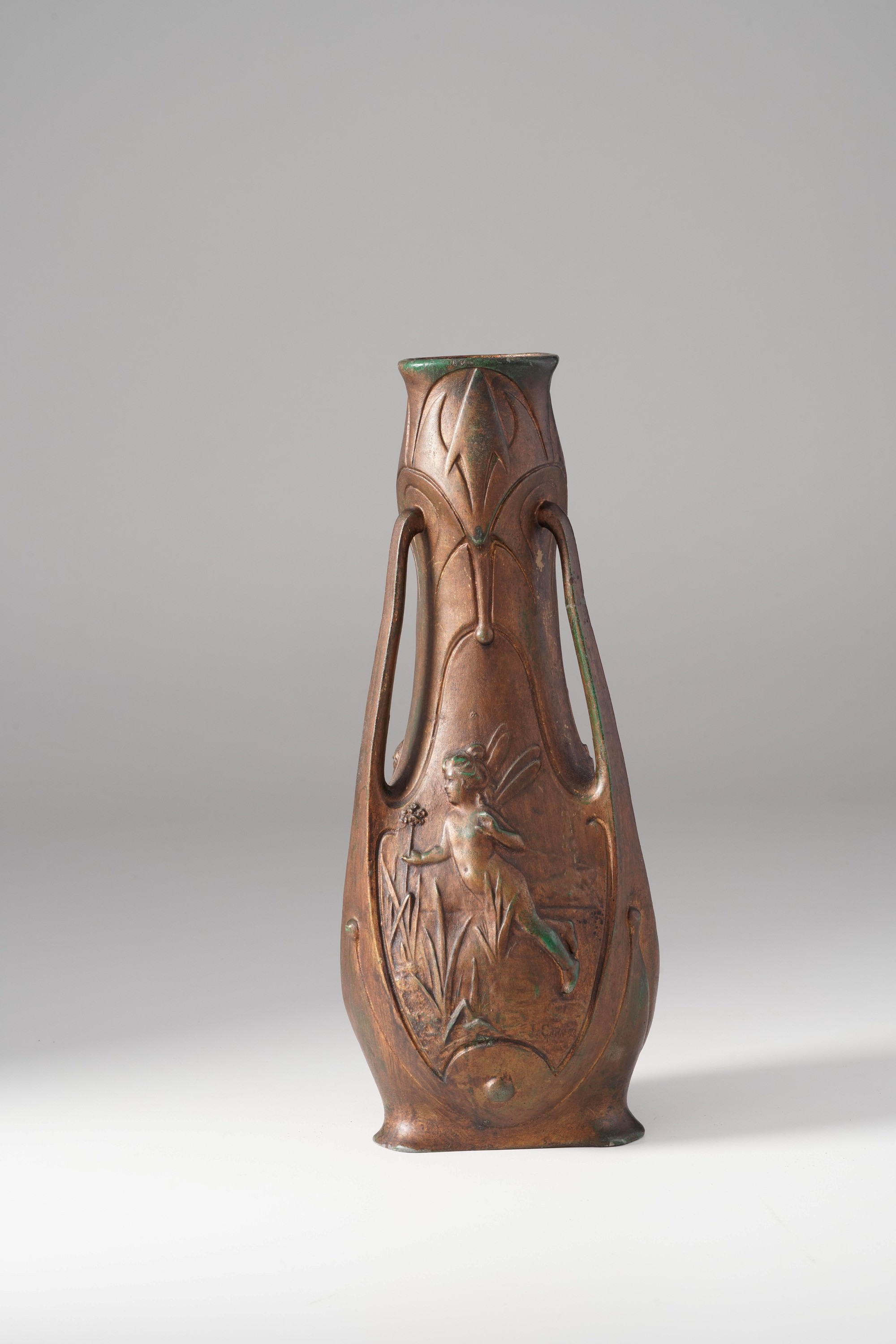 Vaso Decorativo in Metallo, Firmato J. Garnier