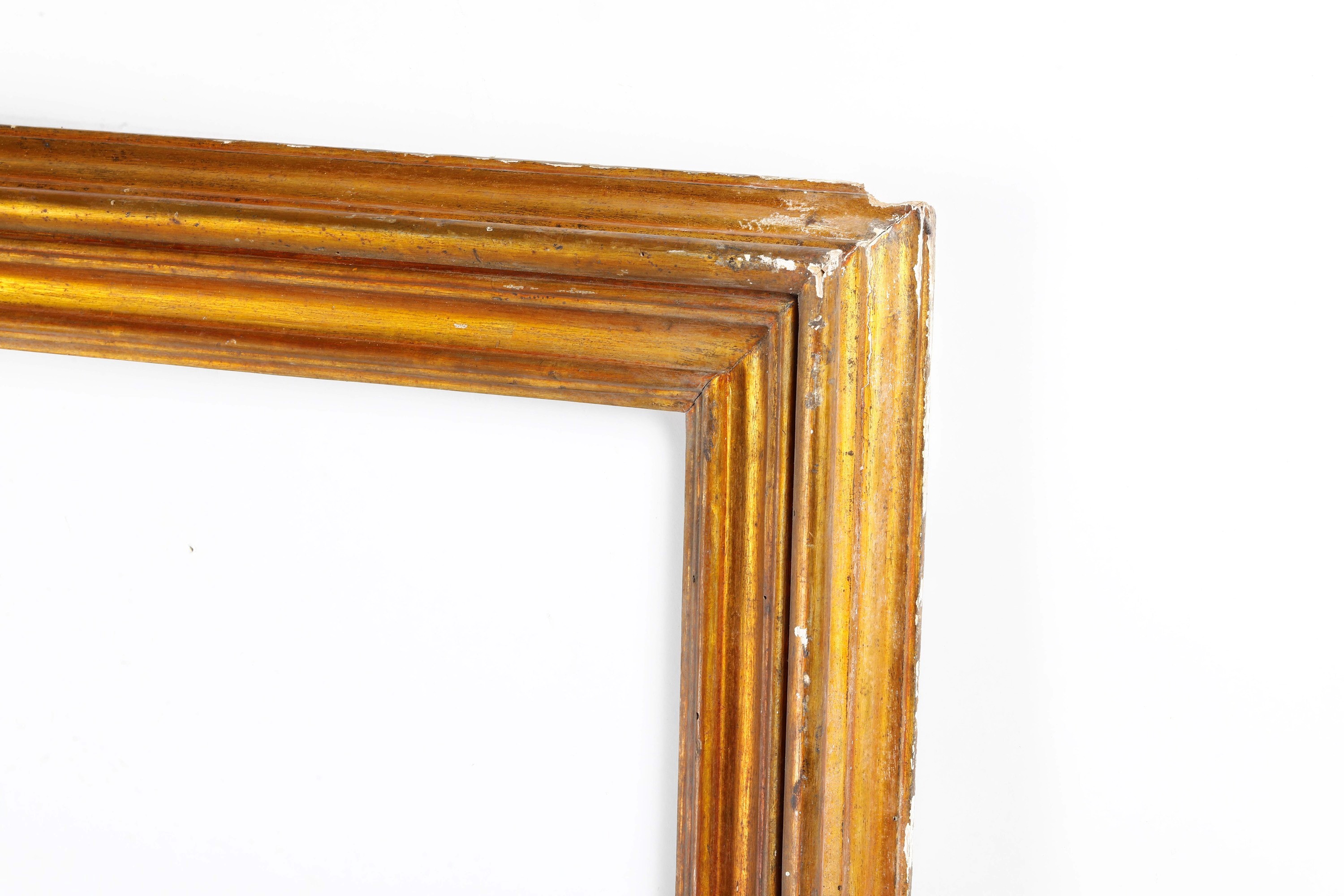 Cornice a sagoma, legno dorato, Italia centrale XVIII-XIX secolo
