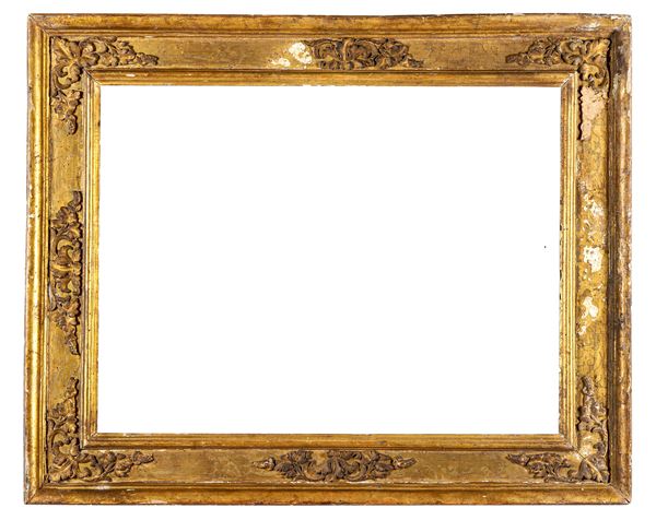 Cornice. Italia centrale XVII secolo