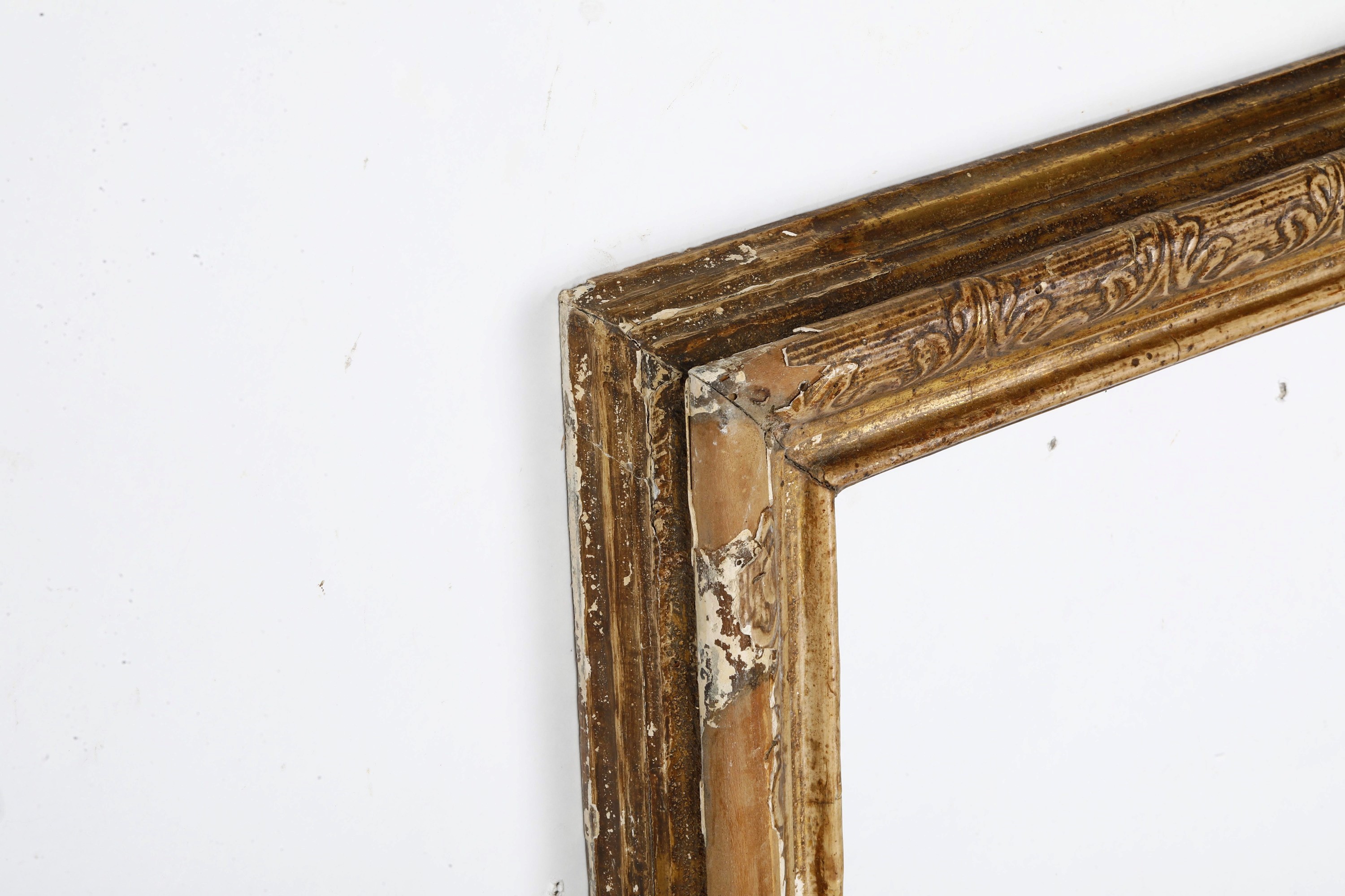 Cornice in legno e pastiglia dorati, XVIII-XIX secolo