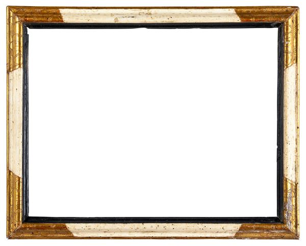 Cornice. Marche XVIII secolo