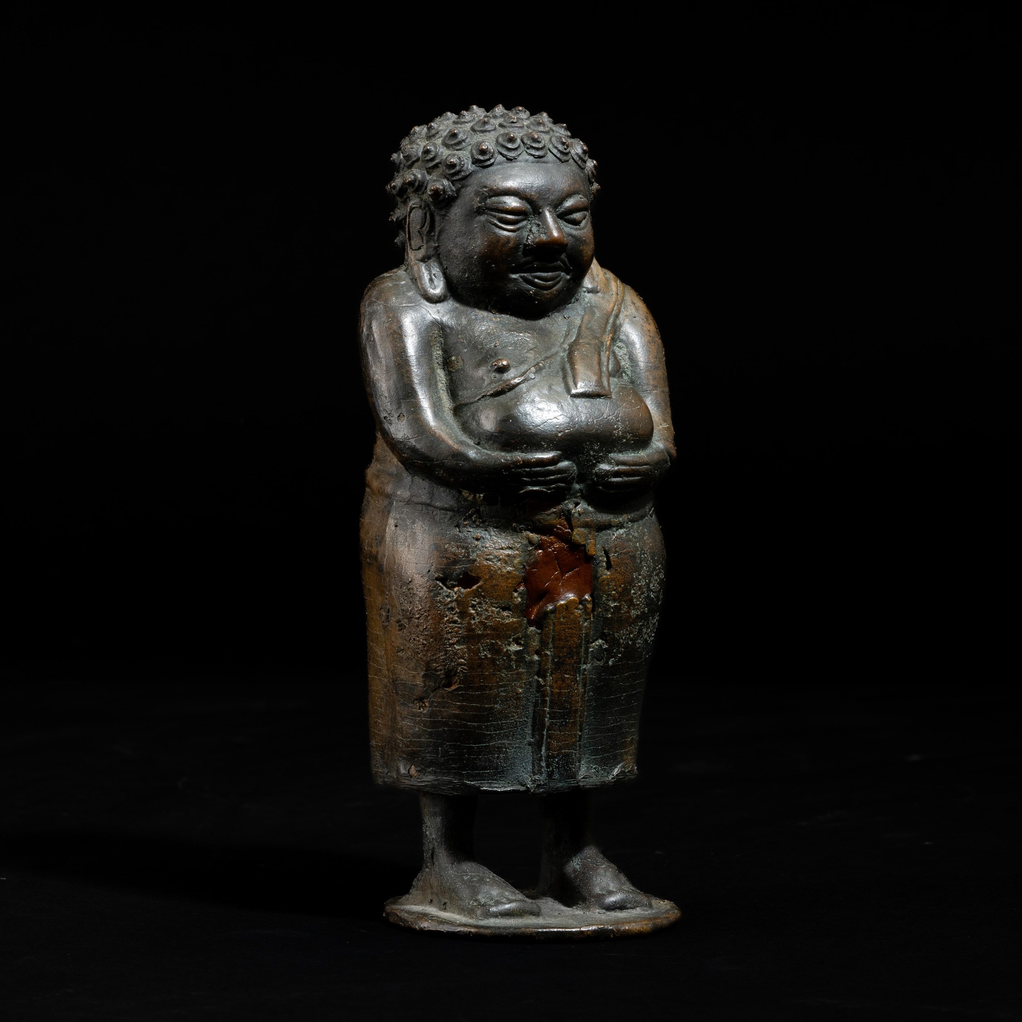 Figura di Budai, bronzo, Cambogia, XIX secolo